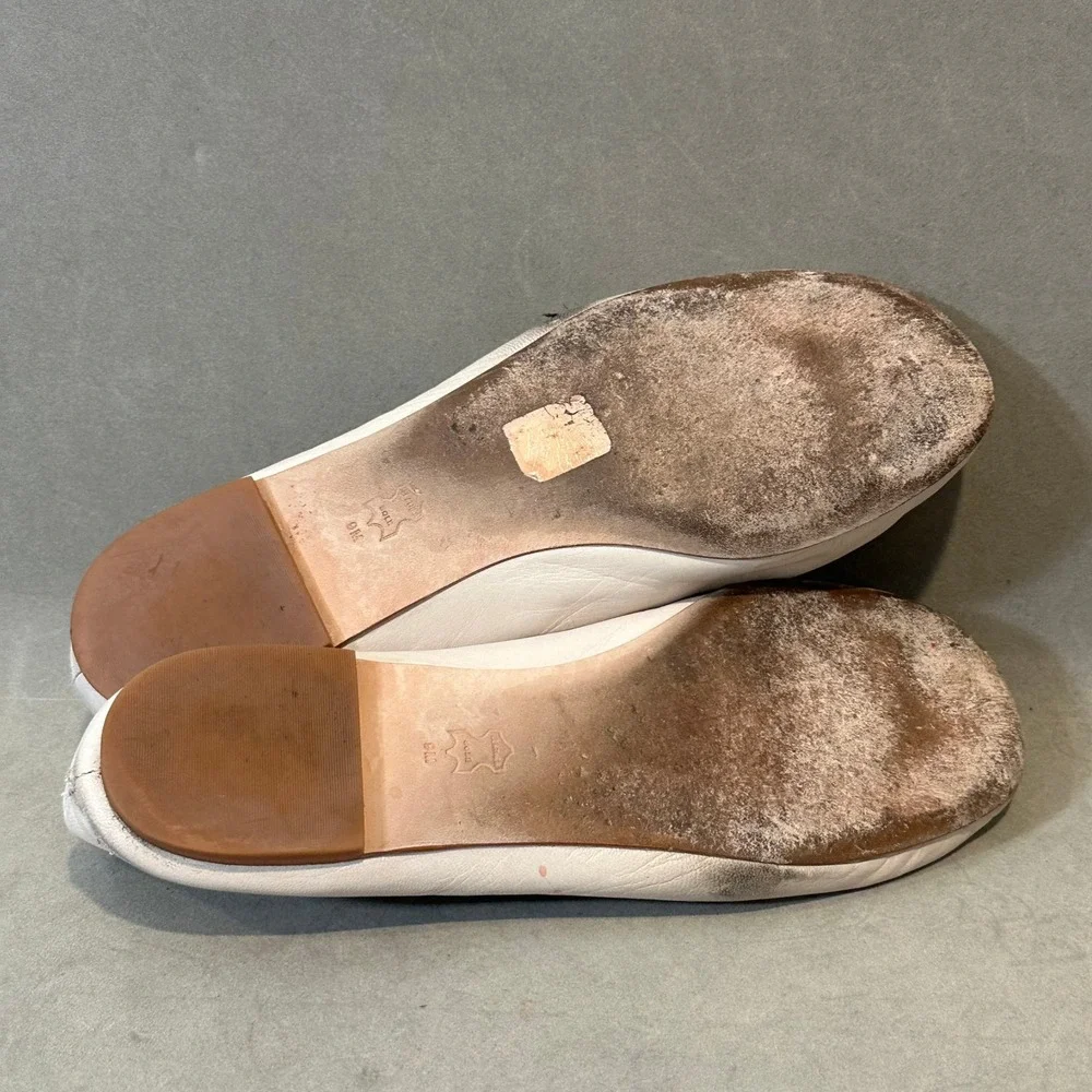 Tory Burch‎ Minnie Travel Ballet Flats Cream Leather Gold Logo Charm Size 9M